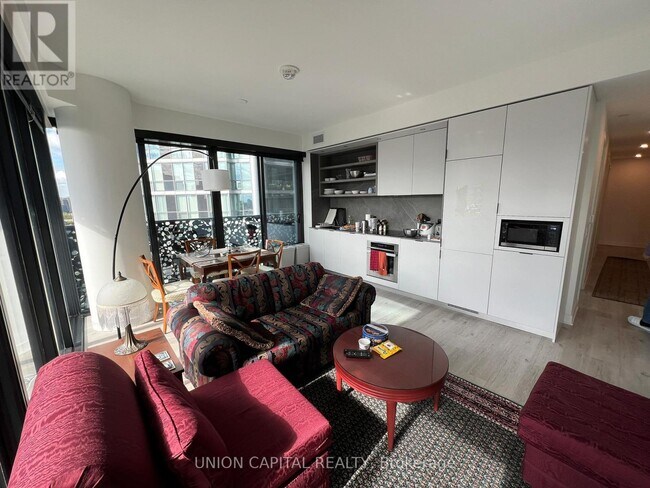 Photo du bâtiment - 55 Charles St E