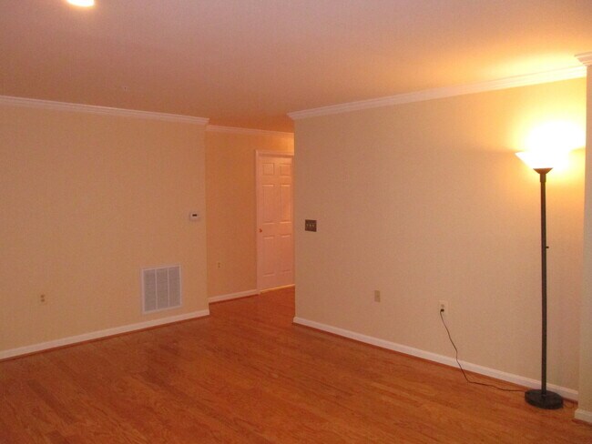 Foto del edificio - Gorgeous 2 Bedroom Condo in Timberbrook!