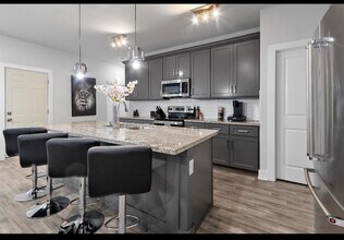 Building Photo - 4681 Bellfort Ave