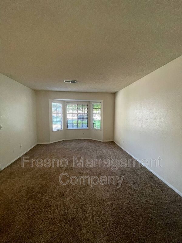Building Photo - 2530 Barstow Ave