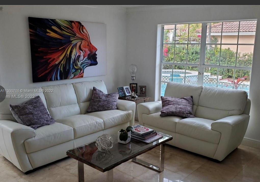 Foto del edificio - 5764 NW 98th Pl