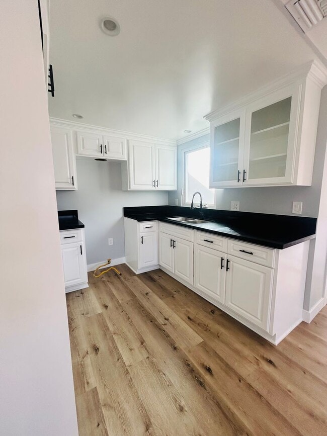 Foto del edificio - 4108 W 106th St