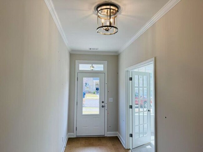 Foto del edificio - 4220 Easter Lily Ave