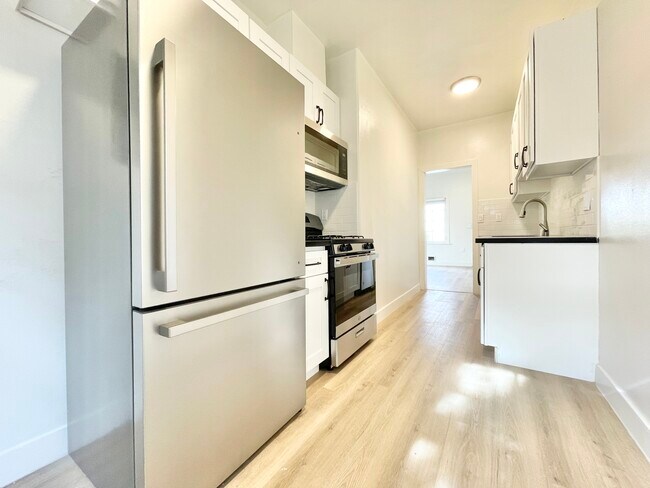 Foto del edificio - 836 N Alta Vista Blvd