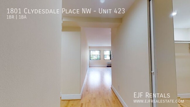 Foto del edificio - 1801 Clydesdale Pl NW