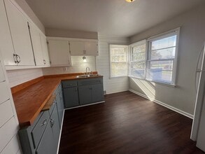 Building Photo - 24 N 60th St Building Photo - 24 N 60th St