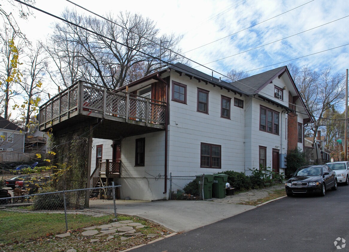 Primary Photo - 893 Monroe Dr