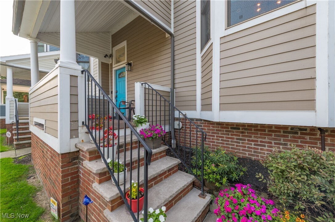 5417 Herman Ave Cleveland, OH 44102 – photo 2