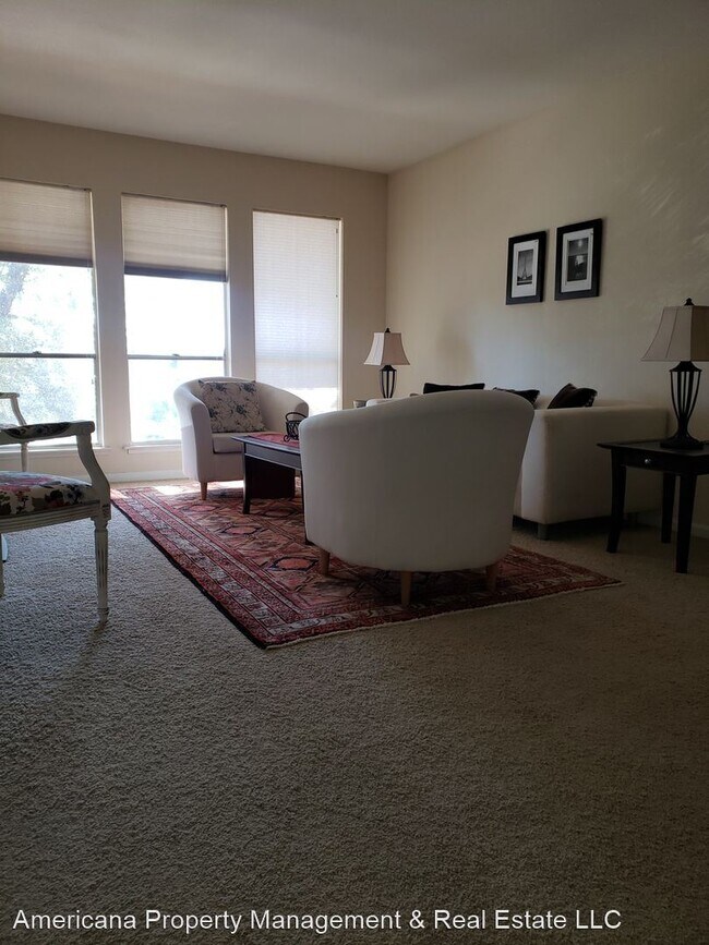 Foto del edificio - 1 br, 1 bath House - 698 Oakmont Ave #1310