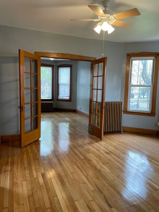 Foto del edificio - 1620 N Kildare Ave