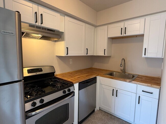 Foto del edificio - 2 Bed - Aston