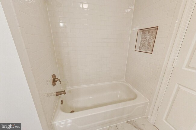 Foto del edificio - 15300 Diamond Cove Terrace