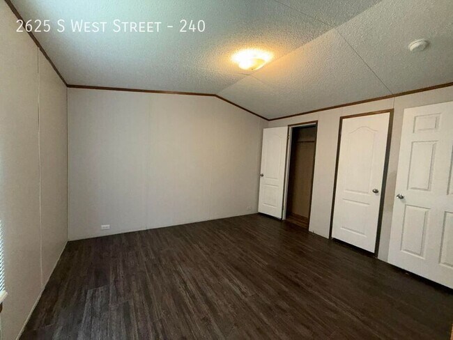 Foto del edificio - 2625 S West St