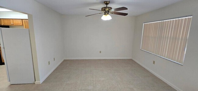 Foto del edificio - 107 Van Allen Ave NW