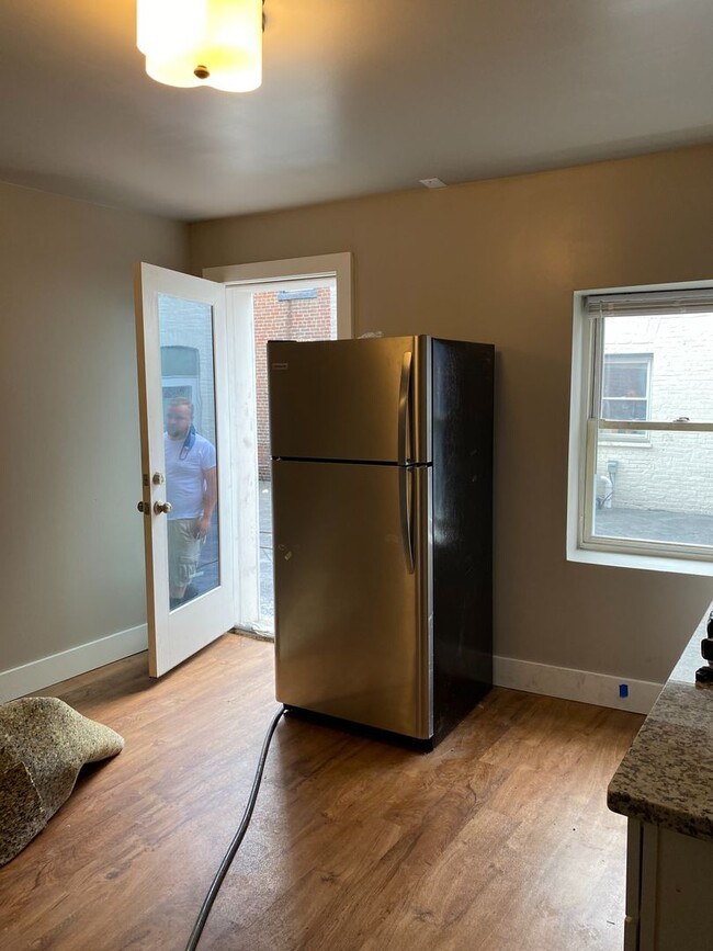 Building Photo - Newly renovated Lawrenceville Townhome