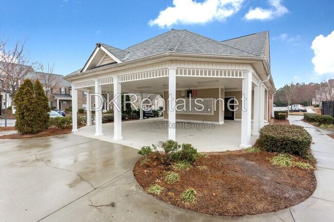 Building Photo - 2555 Flat Shoals Rd