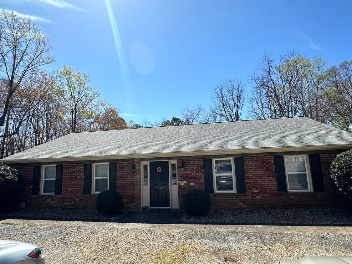 Primary Photo - Single level duplex off Leesville Road! Le...