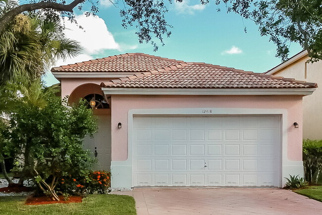 Building Photo - 12418 NW 53rd St