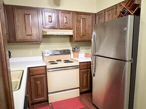 Building Photo - 3055 Trinity Dr