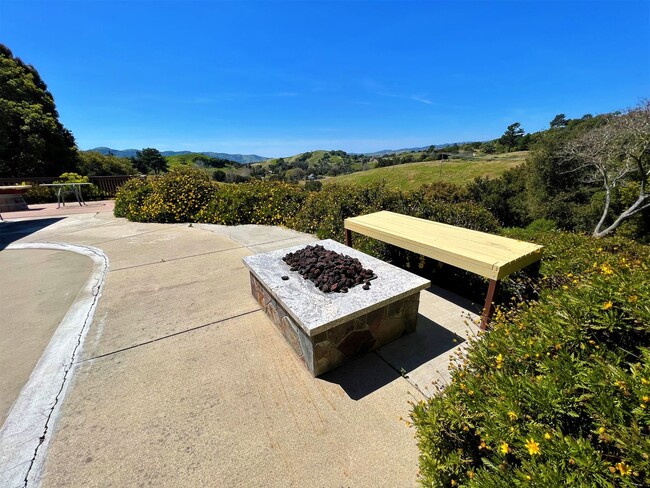 Foto del edificio - Spectacular Ranch House With Amazing Views!