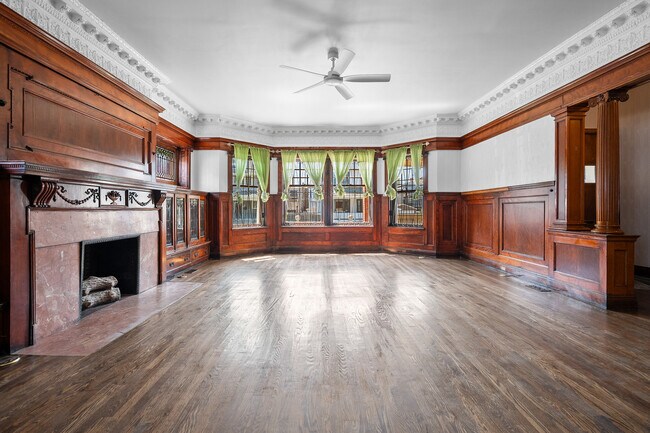 Foto del edificio - 4541 S Forrestville Ave