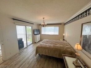 Building Photo - 340 Horse Creek Dr