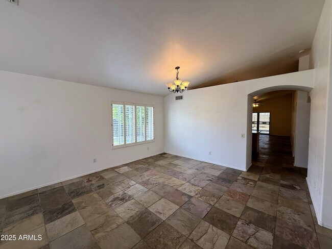 Building Photo - 4680 S Greythorne Way