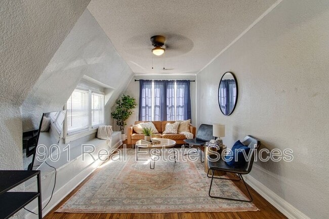 Building Photo - 1954 Manila Ave