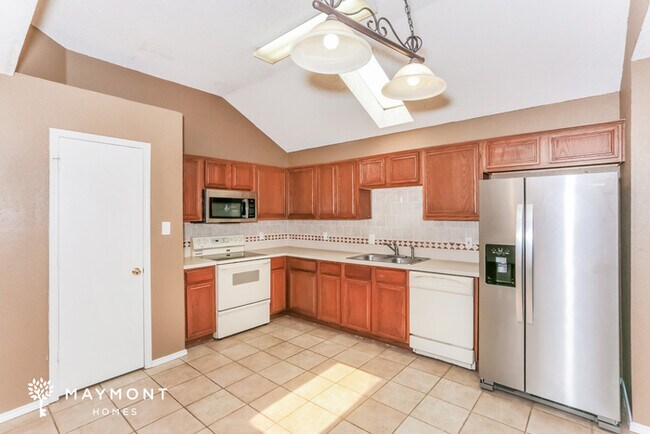 Foto del edificio - 7014 Snowivy Ct