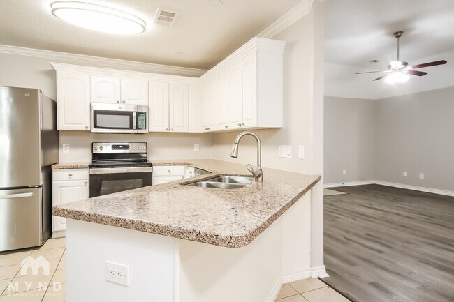 Foto del edificio - 1606 Briarcliff St