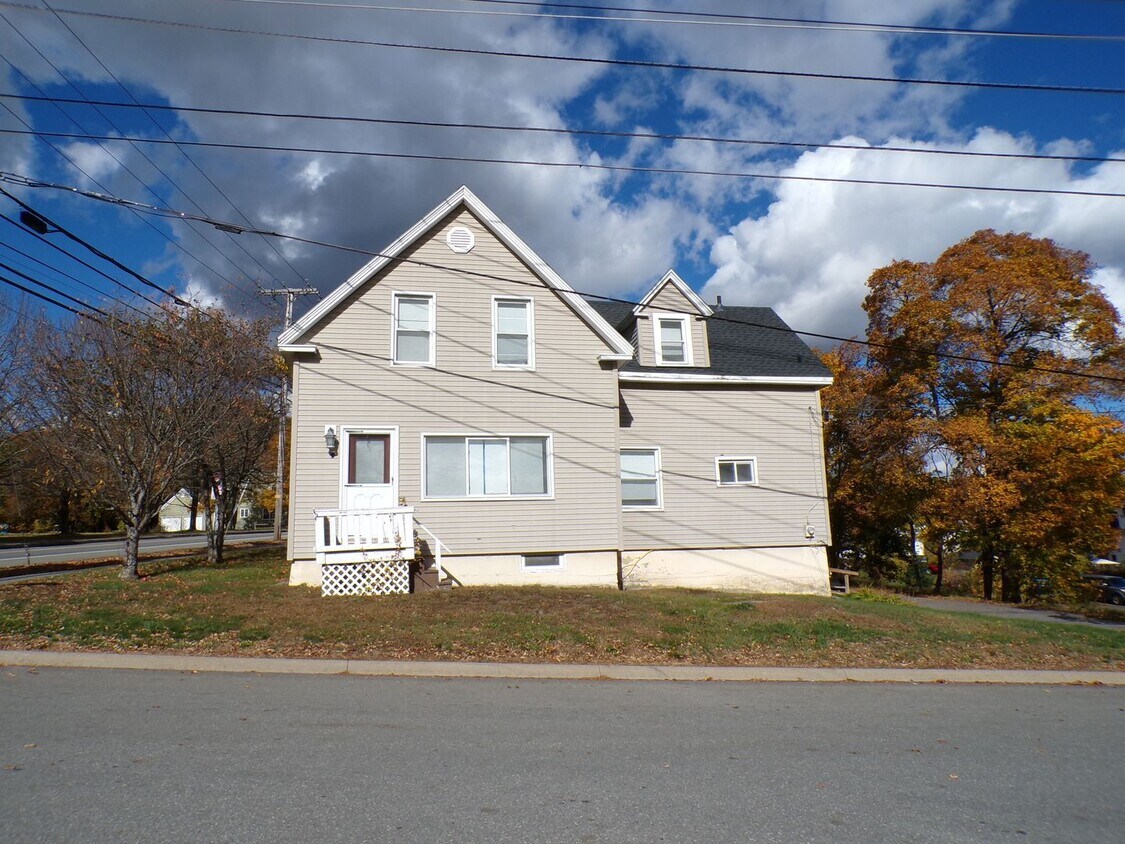 Foto principal - 228 Main St