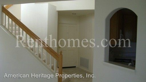 Building Photo - 11775 Pickford Rd