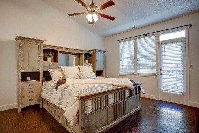 Foto del edificio - Great SW Bend Home Minutes from the Old Mill!