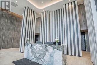 Building Photo - 220 Missinnihe Way