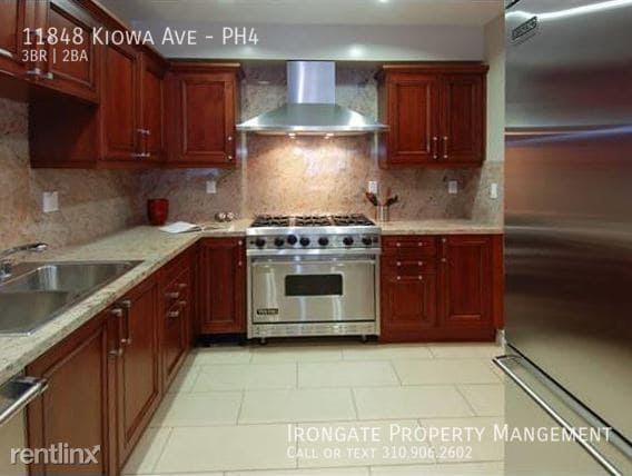 Foto del edificio - 11848 Kiowa Ave