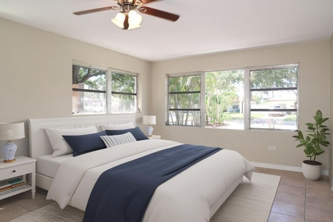 Building Photo - 3 Bedroom, 2 Bathroom + 1 Bedroom, 1 Bathr...