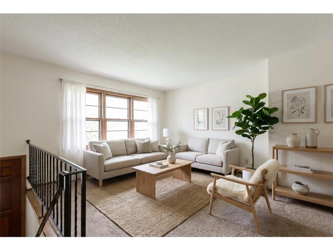 Foto del edificio - 3308 Roosevelt Ct NE