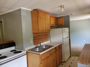 Building Photo - 1551 NH-9