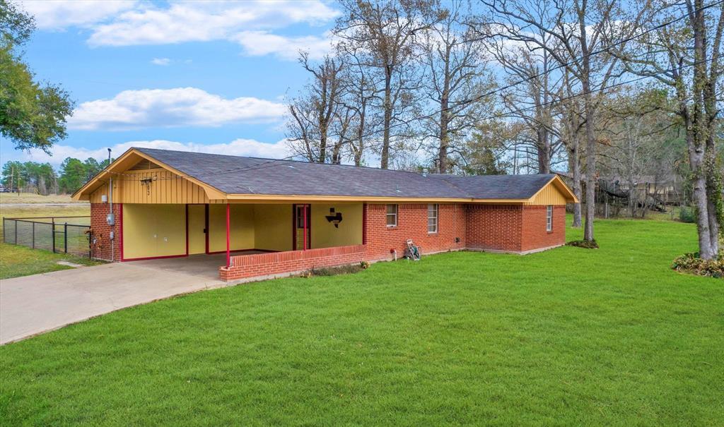 103 Sabine St, Huntsville, TX 77320 House Rental in Huntsville, TX