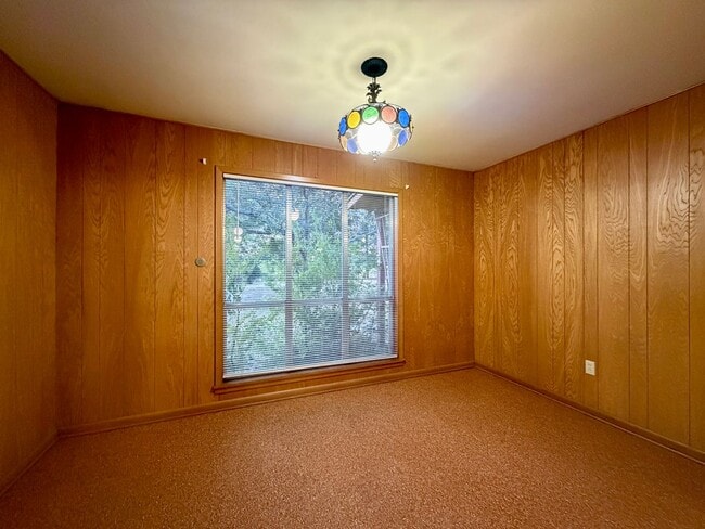 Building Photo - 13001 Woodway Dr