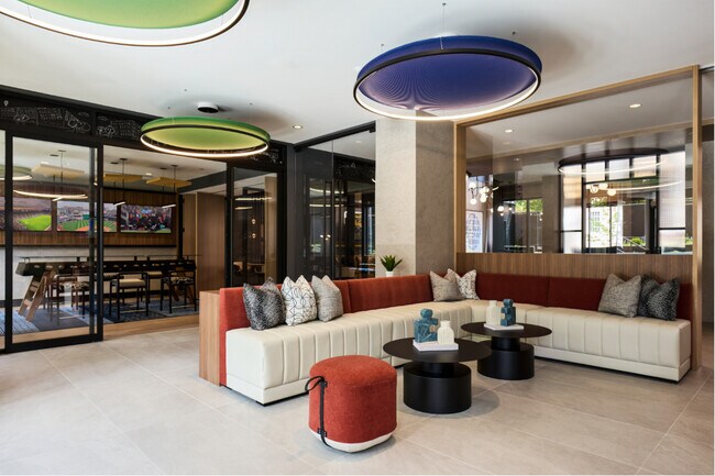 Foto del edificio - Venture on I