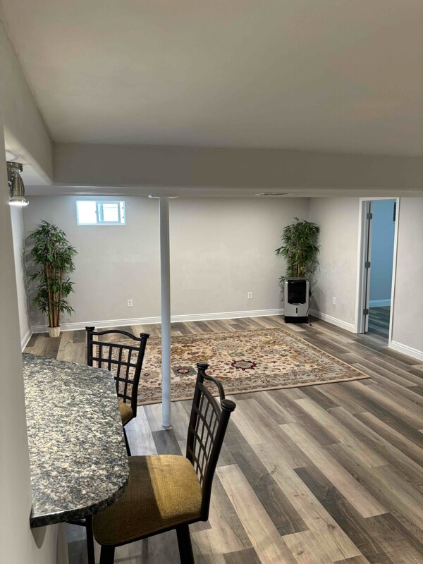 Foto del edificio - 6764 Welch Ct