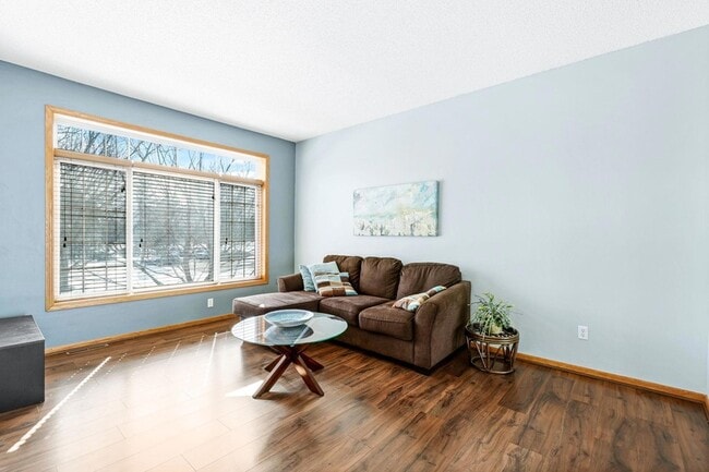 Foto del edificio - 10514 8th Ave N