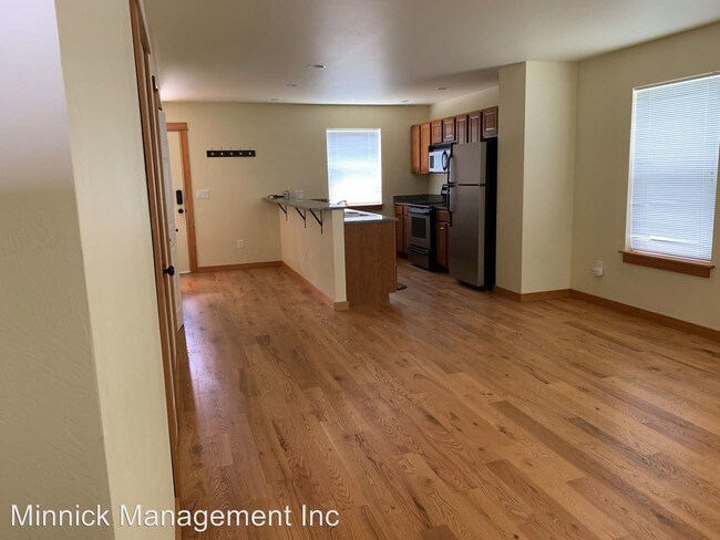 Building Photo - 2 br, 1.5 bath House - 445 N. Ferguson Unit E