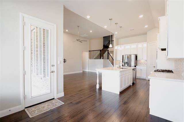 Building Photo - 5586 Autumn Winds Ct