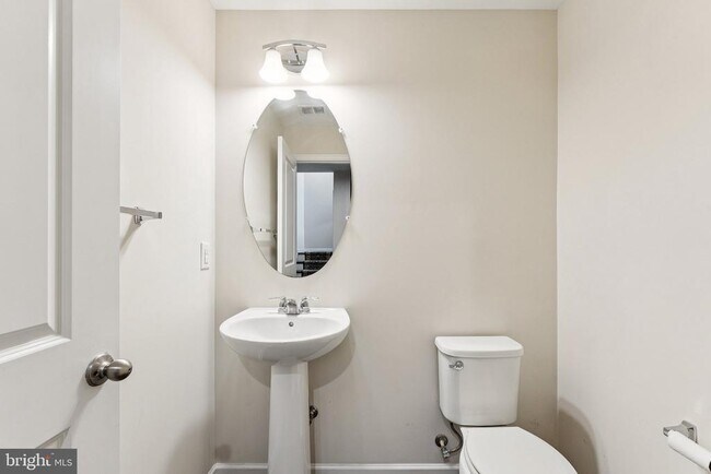 Foto del edificio - 43422 Robey Sq