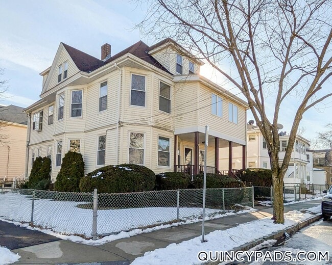 Building Photo - 37 Glover Ave