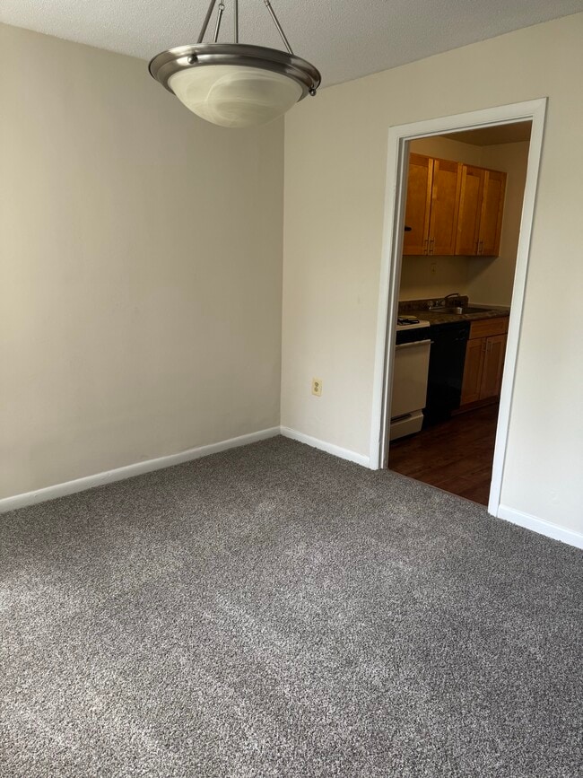 Interior Photo - Summit Hills
