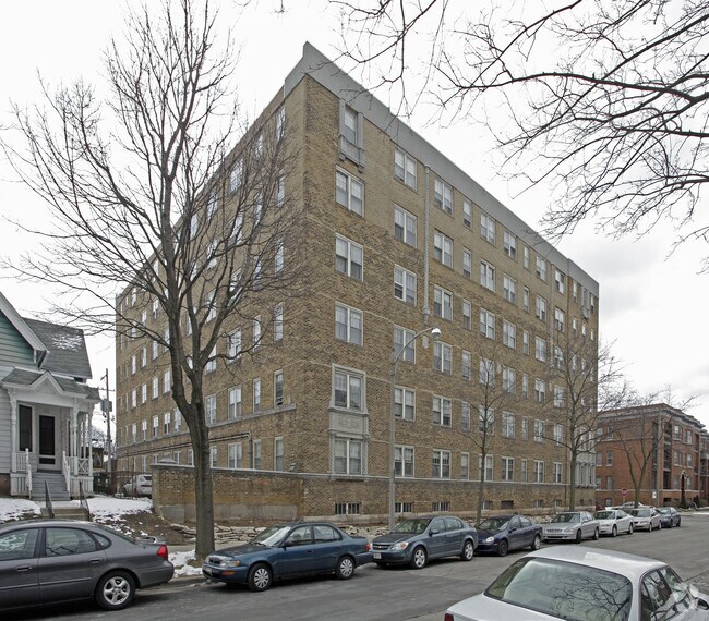 Belleview Manor Apartments Rentals Milwaukee, WI