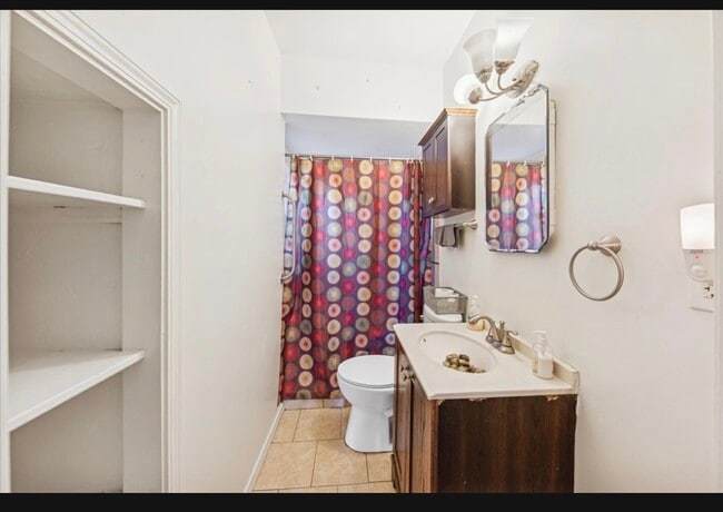 Building Photo - 2037 Gabriel Ave